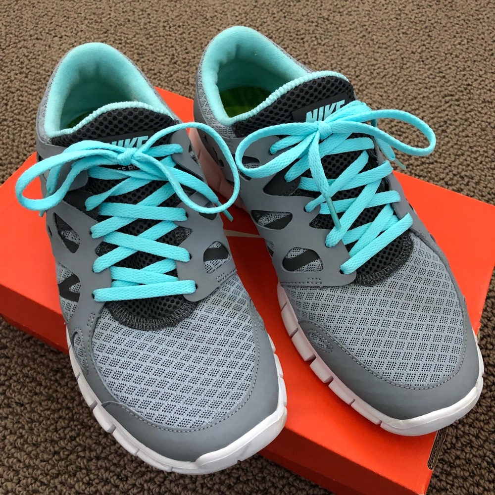 Nike Free Run +2 shoes